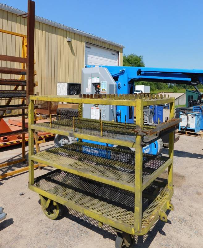 lot 40 image: Rolling Metal Industrial Cart