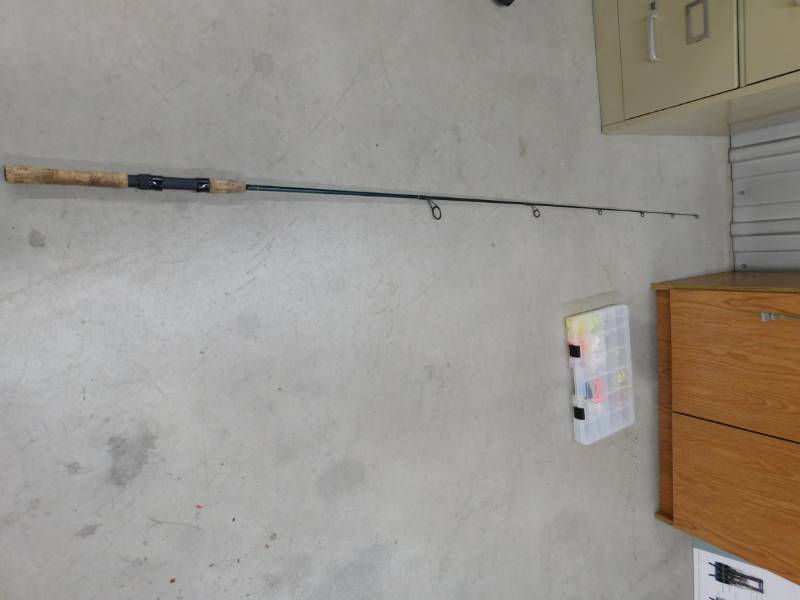 lot 74 image: 6 Gaude Mountain Graphite Fishing Rod