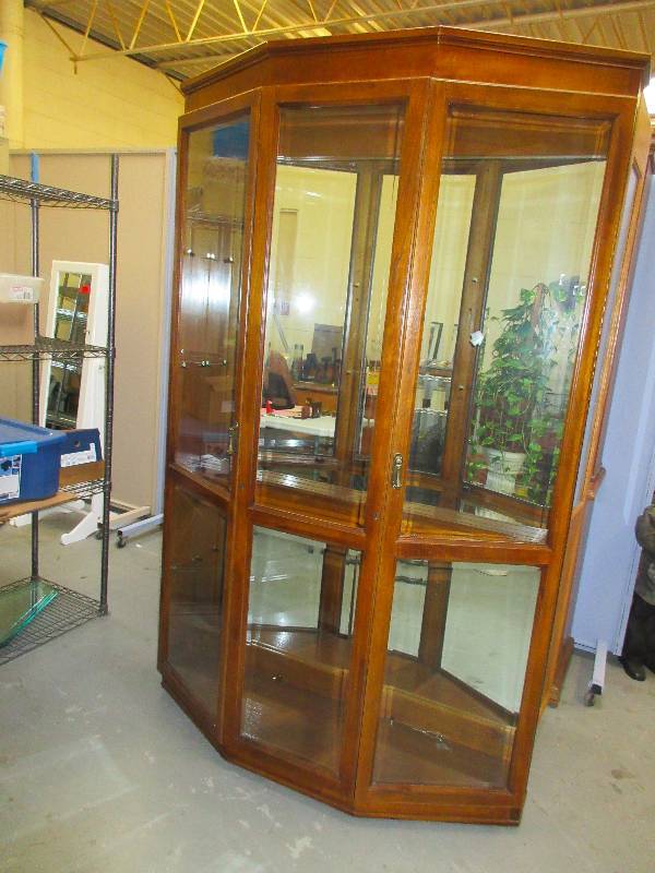 lot 416 image: PHILIP REINISCH LIGHT UP CURIO CABINET