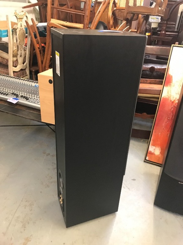 lot 408 image: INFINITY TOWER SPEAKER