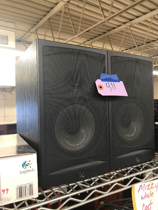 lot 411 image: BOOKSHELF HOME SPEAKERS