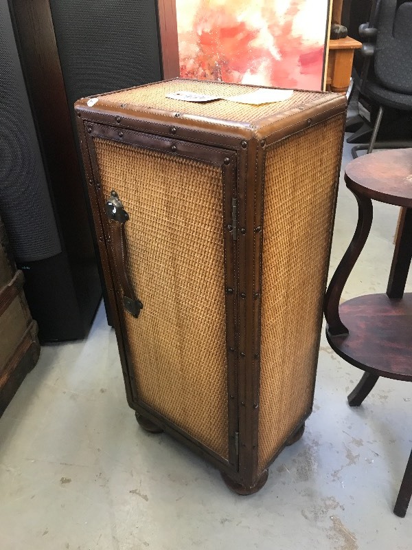 lot 424 image: WICKER PATTERN UPRIGHT CABINET
