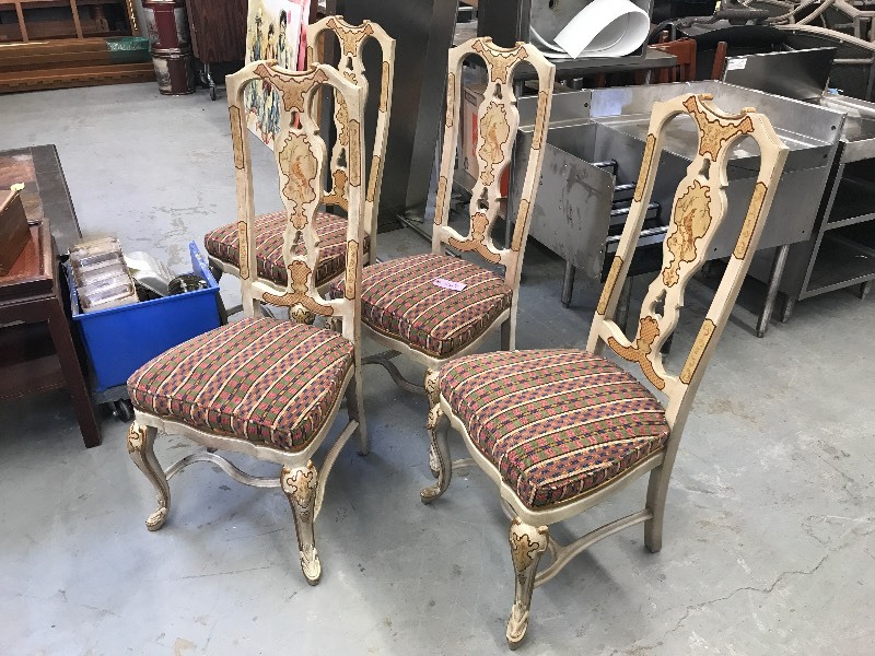 lot 467 image: FRENCH COUNTRY DINING CHAIRS