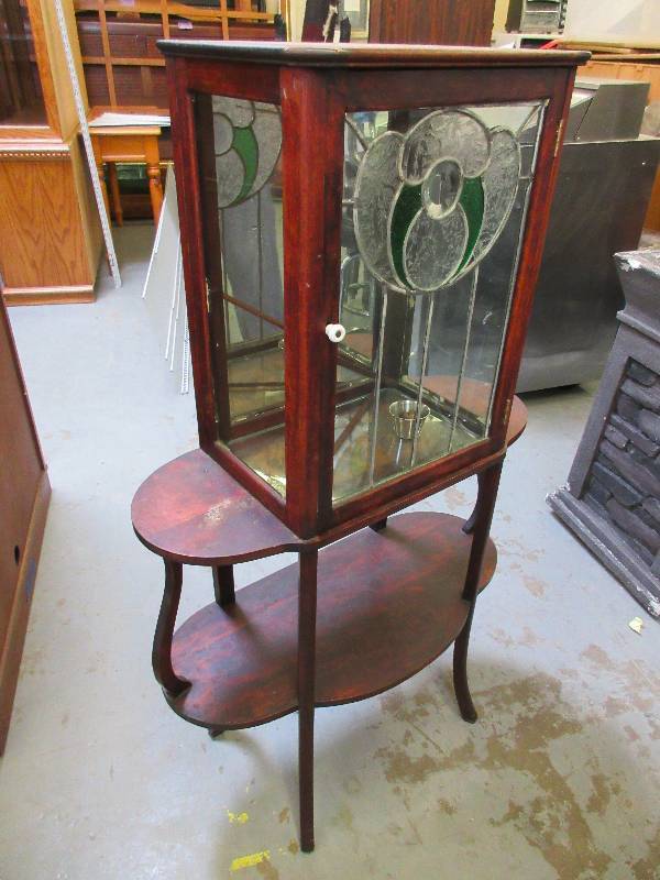 lot 425 image: ANTIQUE TEA CABINET