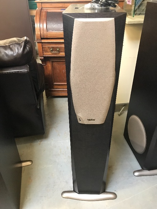 lot 476 image: INFINITY TOWER SPEAKER