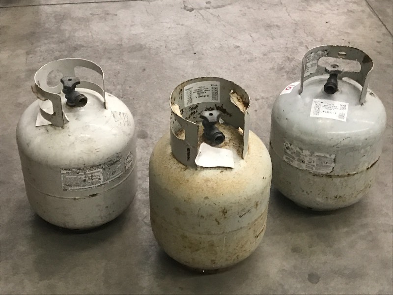 lot 10 image: (3) 20# LP Tanks With OPD Valves, (...