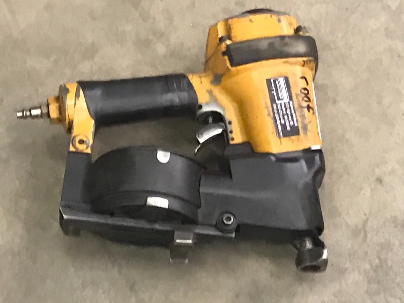 lot 18 image: Pneumatic Coil-Nail Roofing Nailer ...