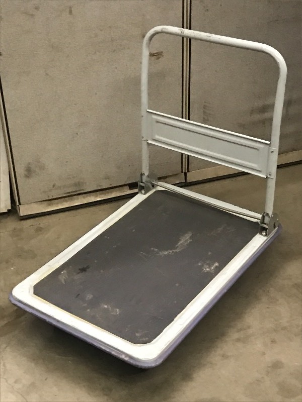 lot 23 image: 2x3 Collapsible Steel Warehouse C...
