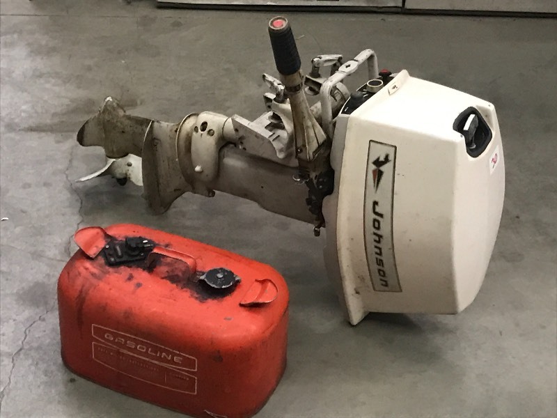 lot 30 image: Johnson Sea Horse 18HP Outboard Mot...