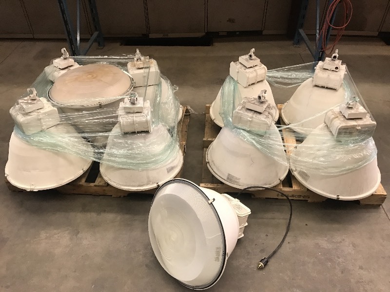lot 33 image: Lot Of (10) Lithonia Hi-Tek Commerc...