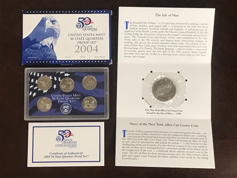 (1) 2004 US Proof Set & (1) 1990 Alley Cat Crown Coin