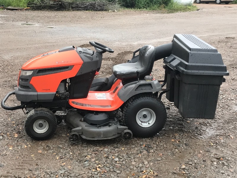 Husqvarna YTH2348 Lawn Tractor, Br... Loretto Equipment 393 KBID