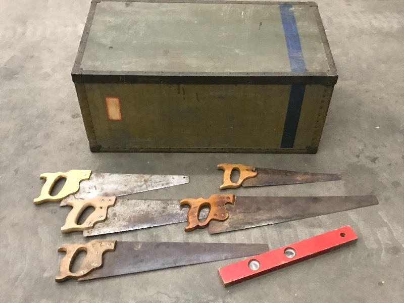 lot 60 image: Air Force Shipping Case With Assort...