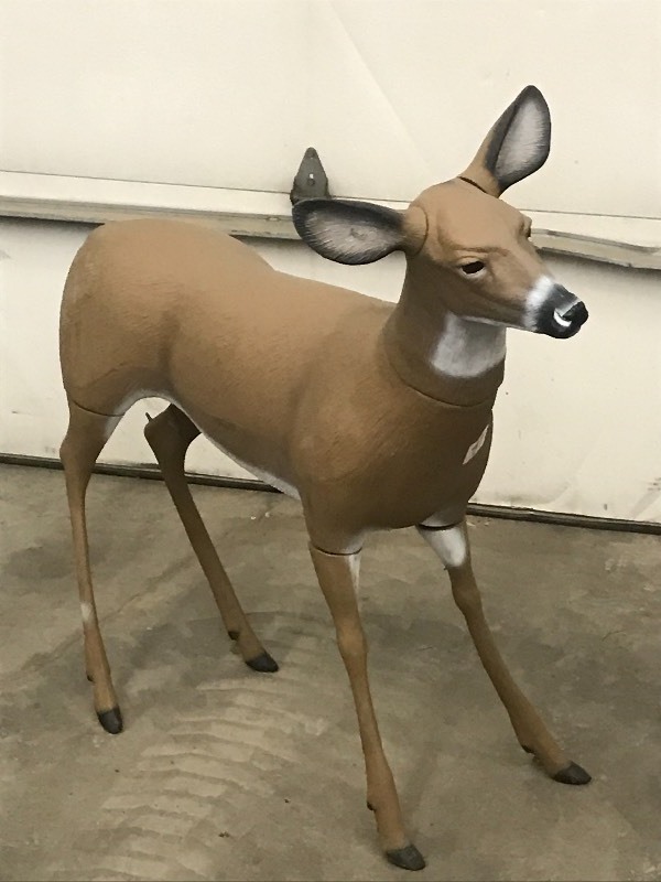 lot 77 image: Doe Deer Decoy, Good Condition ...