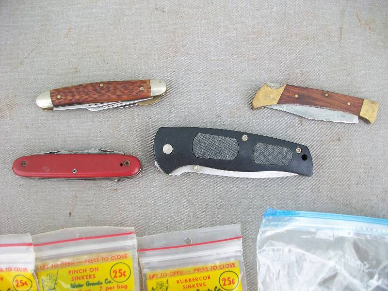 Vintage Fishing Tackle & Knives