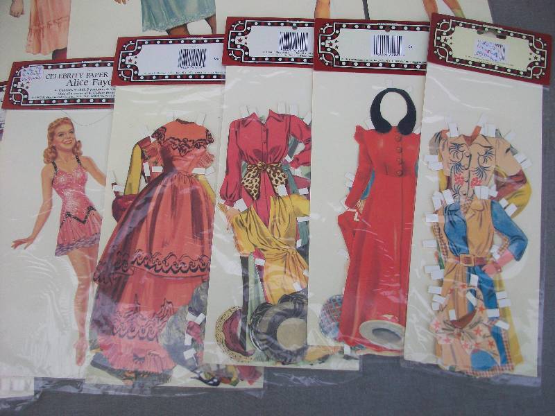 Paper Dolls