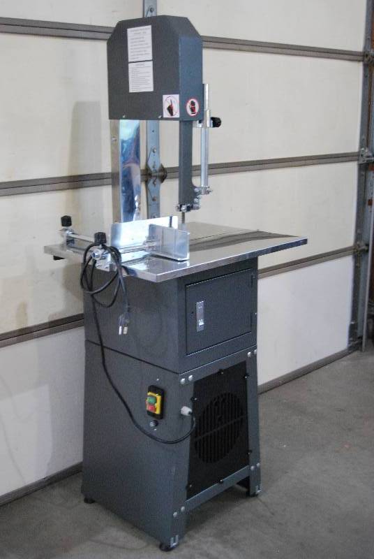 lot 5 image: Sportsman 187