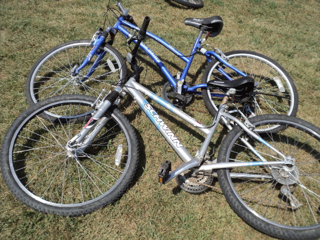 lot 25 image: Eddie Bauer and Schwinn bikes...
