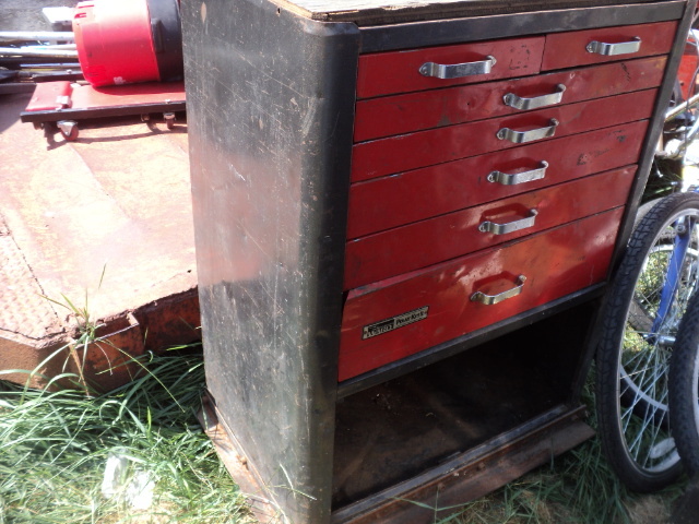 lot 41 image: tool metal chest with 7 drawers on ...