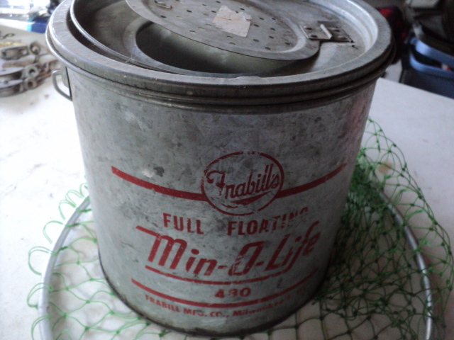 lot 67 image: Min-O-Life minnow metal pail and fi...