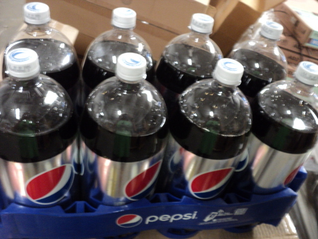 lot 155 image: 1 case of 8 2.1 quart bottles of Di...