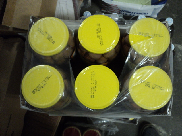 lot 186 image: 6 pack of Zain Whole Cucumber Pickl...