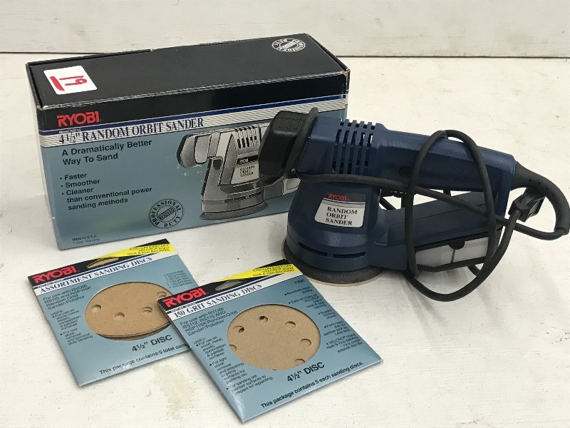 lot 19 image: Ryobi Random Orbit Sander