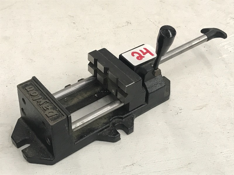 lot 24 image: Dayton Drill Press Vise