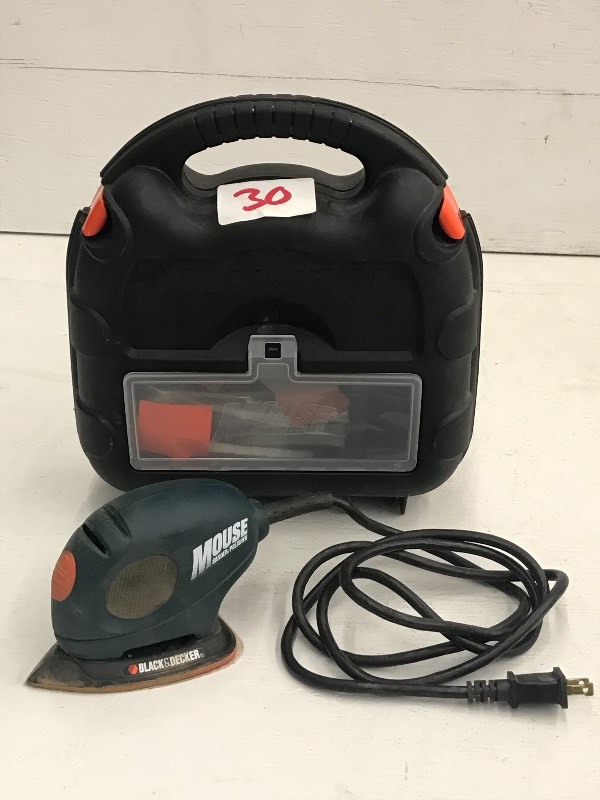 lot 30 image: Black & Decker Handheld Sander