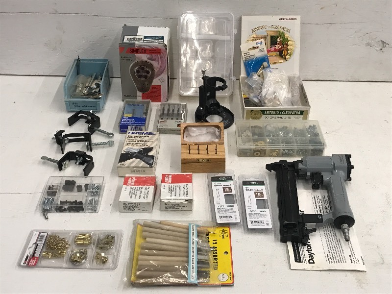 lot 47 image: Box Of Assorted Hardware & Shop Supplies