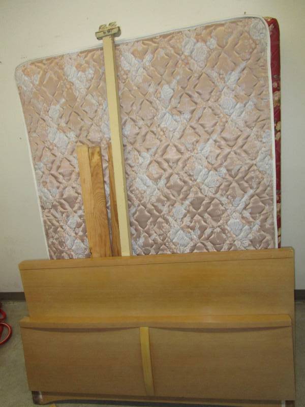 lot 19 image: Blonde full size headboard, foot board and frame with mattress opt and boxspring