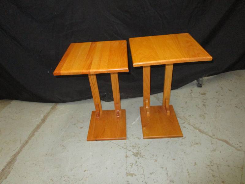 lot 24 image: Nice oak side tables