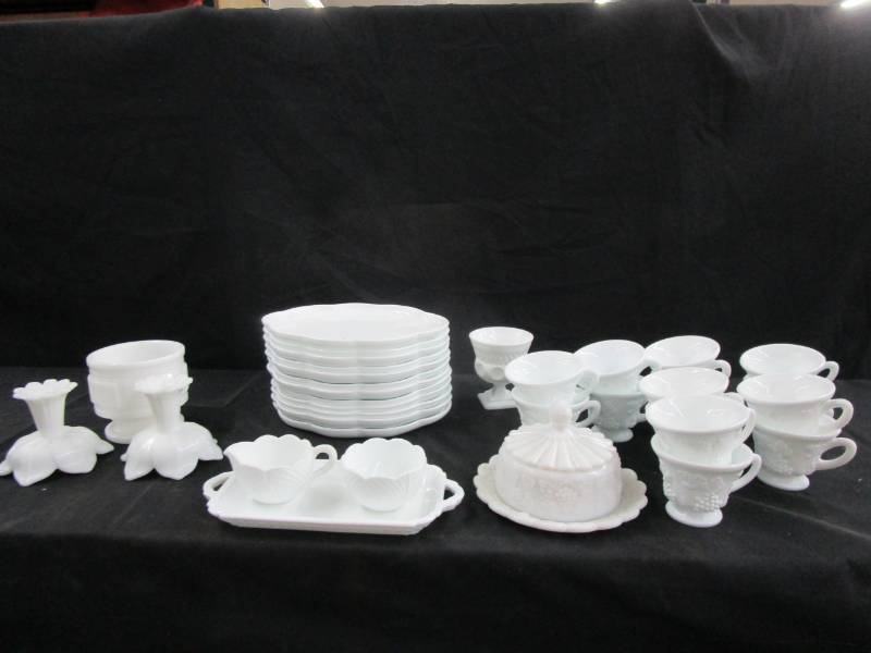 lot 47 image: 35 piece milk glass
