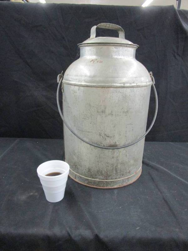 lot 52 image: Large old milk pail