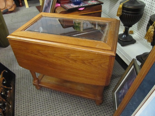 lot 36 image: Drop Leaf Oak Glass Top Table