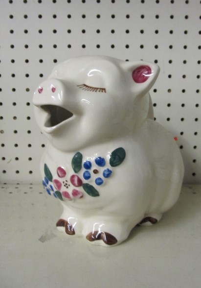 lot 134 image: Orig Vintage SHAWNEE Smiley Pig Pitcher