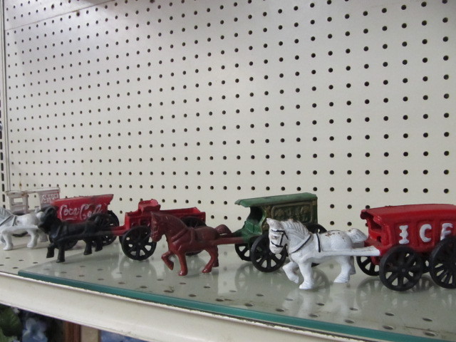 lot 135 image: Group of Cast Iron Horse & Wagon Toys