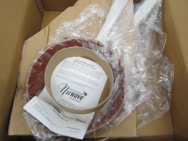 lot 15 image: 2 Brand New NUWAVE Skillets wLids