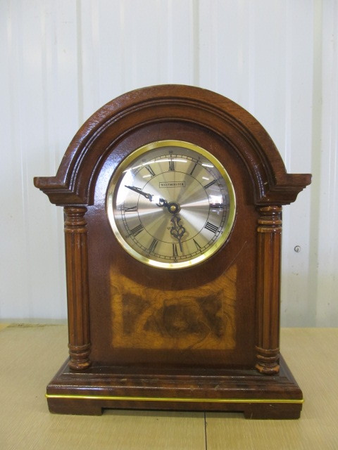 lot 146 image: Vintage Westminster Mantel Clock