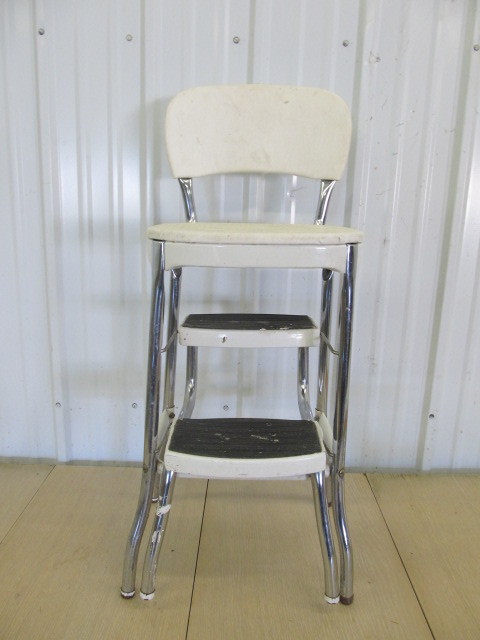 lot 166 image: Vintage COSCO Step Stool Kitchen Chair