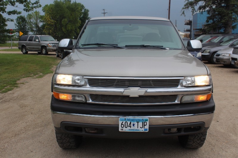 lot 2819 image: 1999 Chevrolet Silverado 1500 Z71 4x4