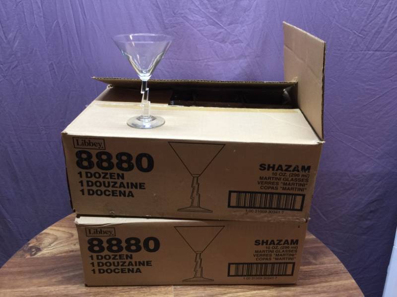 lot 7 image: Martini Glasses