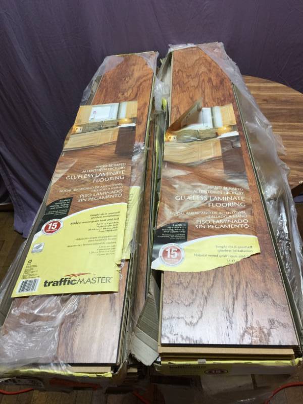 lot 12 image: Laminate Flooring