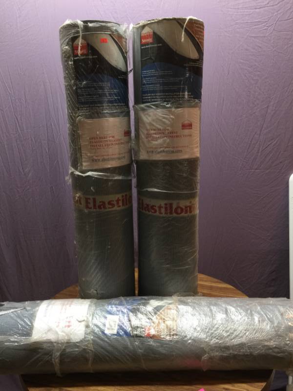 lot 13 image: Floor Pad