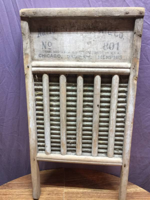 lot 21 image: Washboard