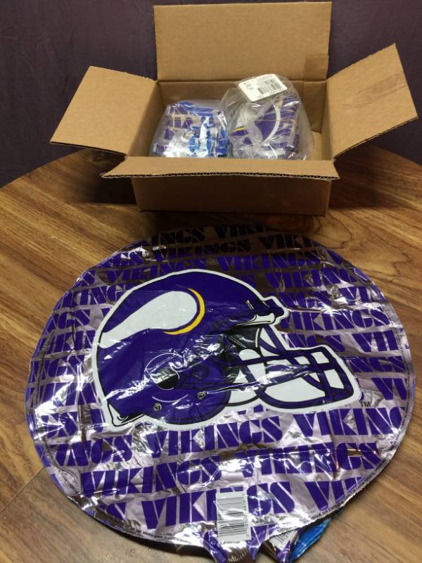 lot 69 image: MN Vikings Mylar Balloons