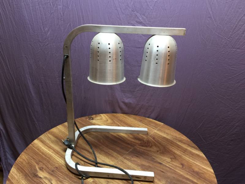 lot 83 image: Food Warmer