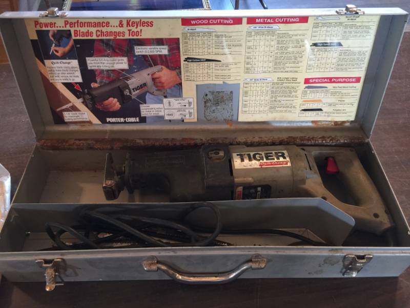 lot 94 image: Porter Cable Tiger Saw