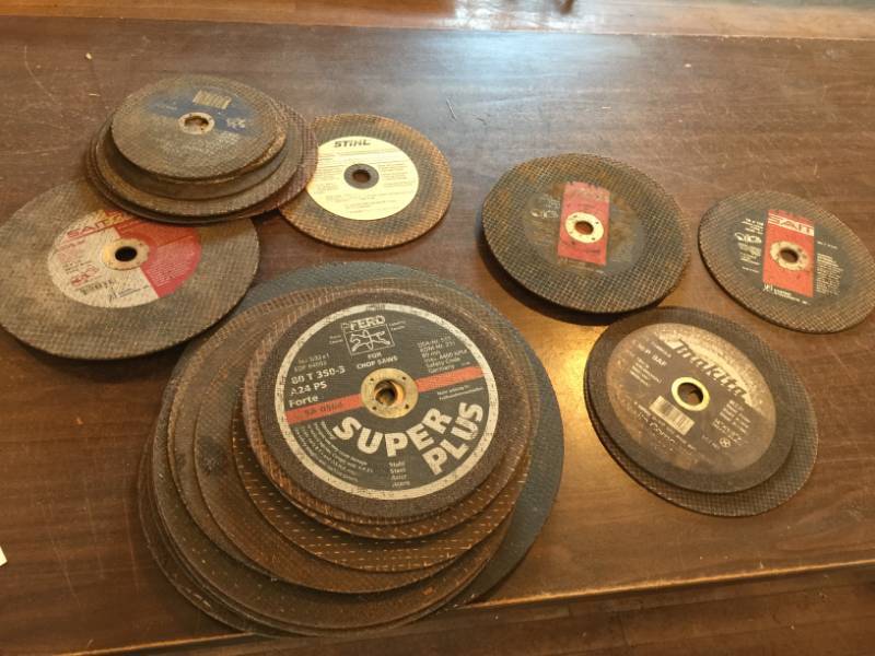 lot 96 image: Chop Saw Blades