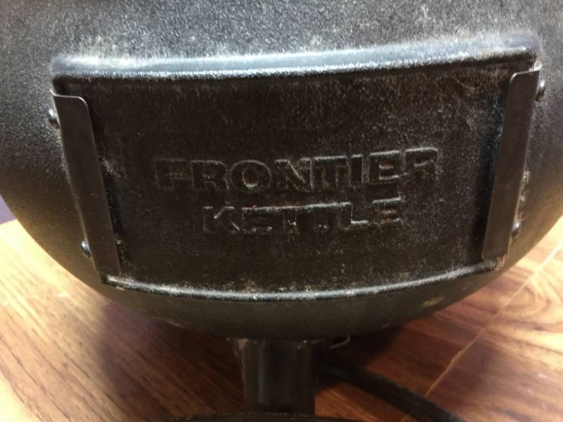 lot 80 image: Commercial Soup Kettle